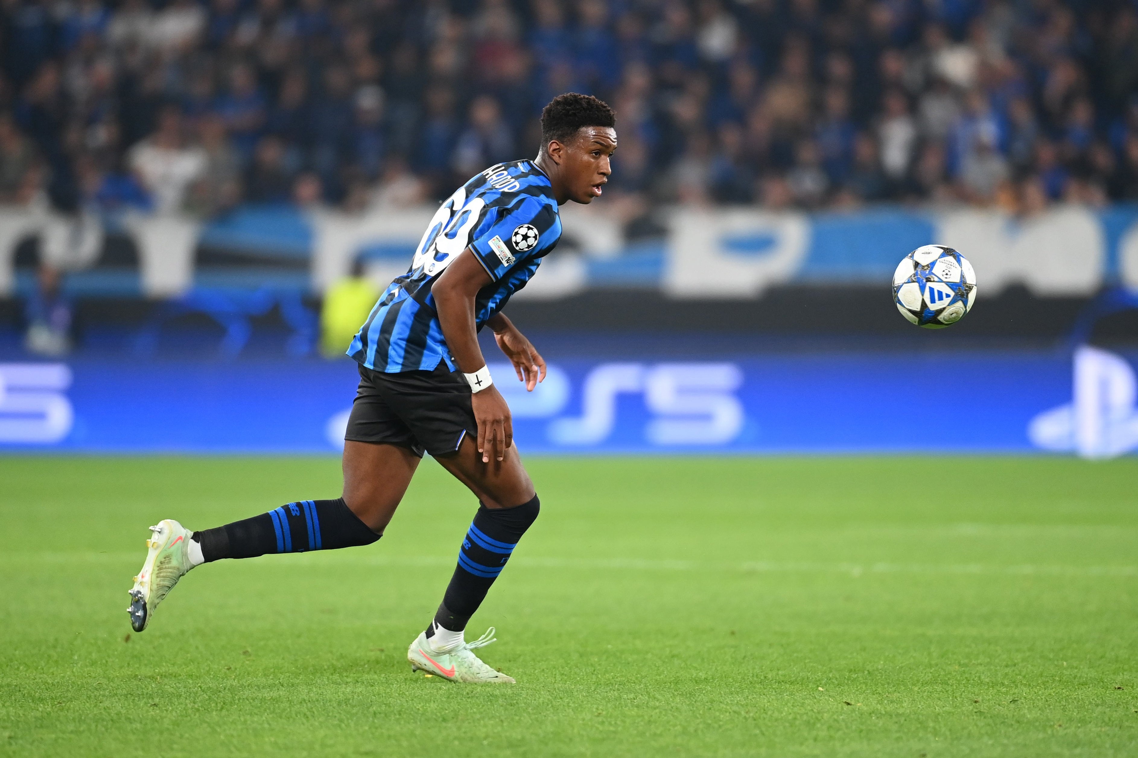 世界杯官方直播软件下载-迪马:皇马有意18岁意大利后卫阿哈诺,亚特兰大将其视为长期投资